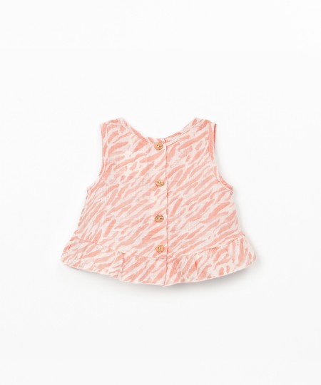 Fabric top with print