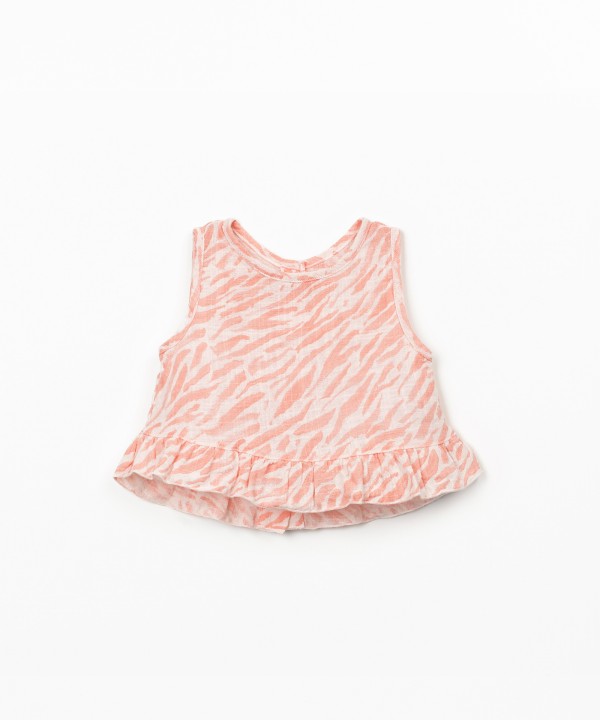 Fabric top with print