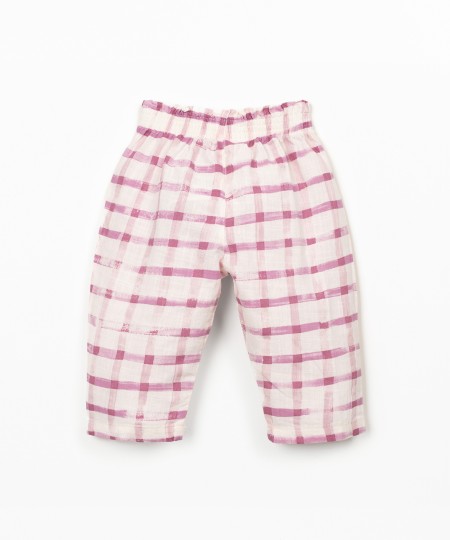 Calça com estampado xadrez