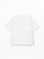 T-shirt com bolso no peito