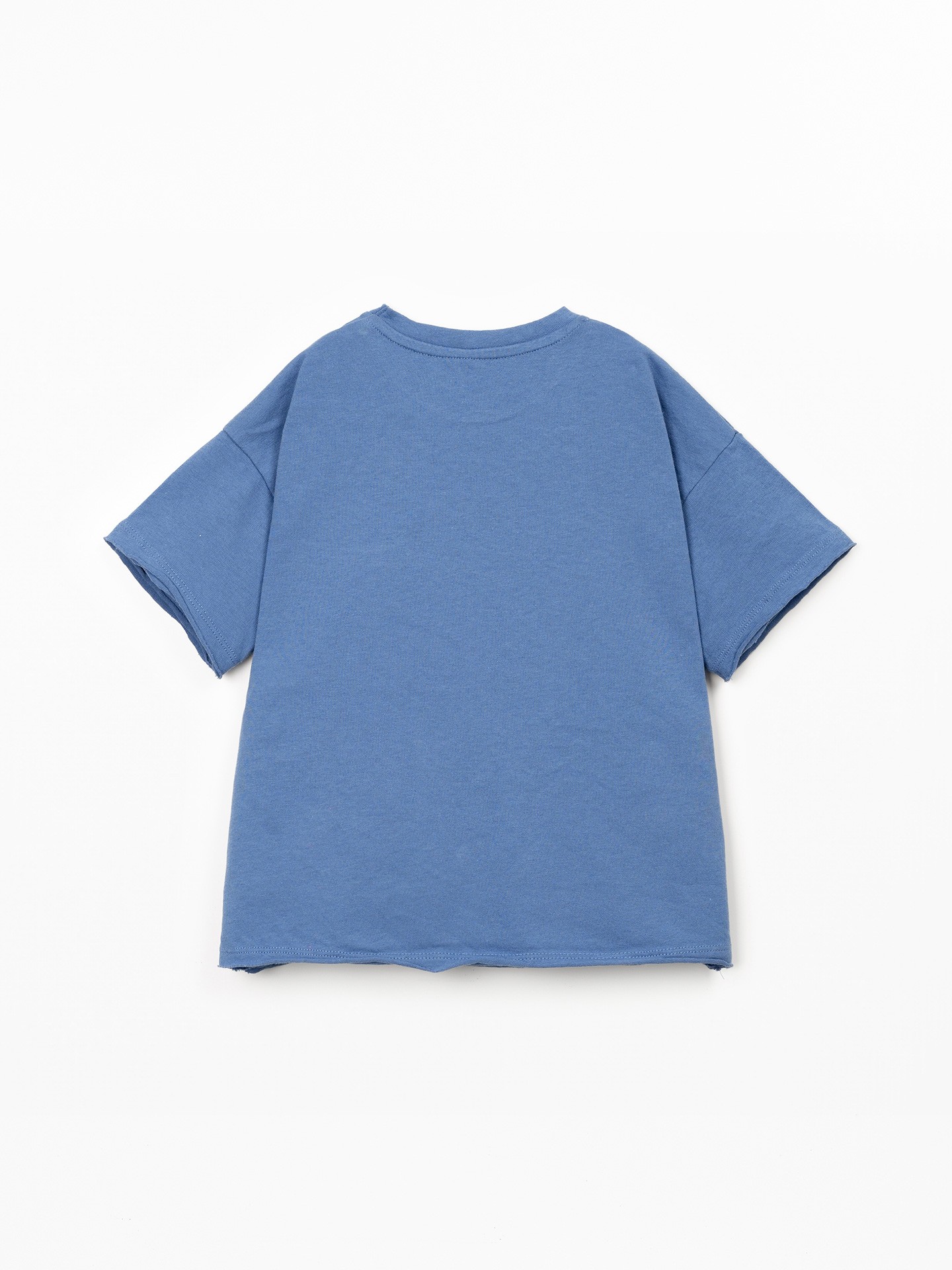 T-shirt com bolso no peito