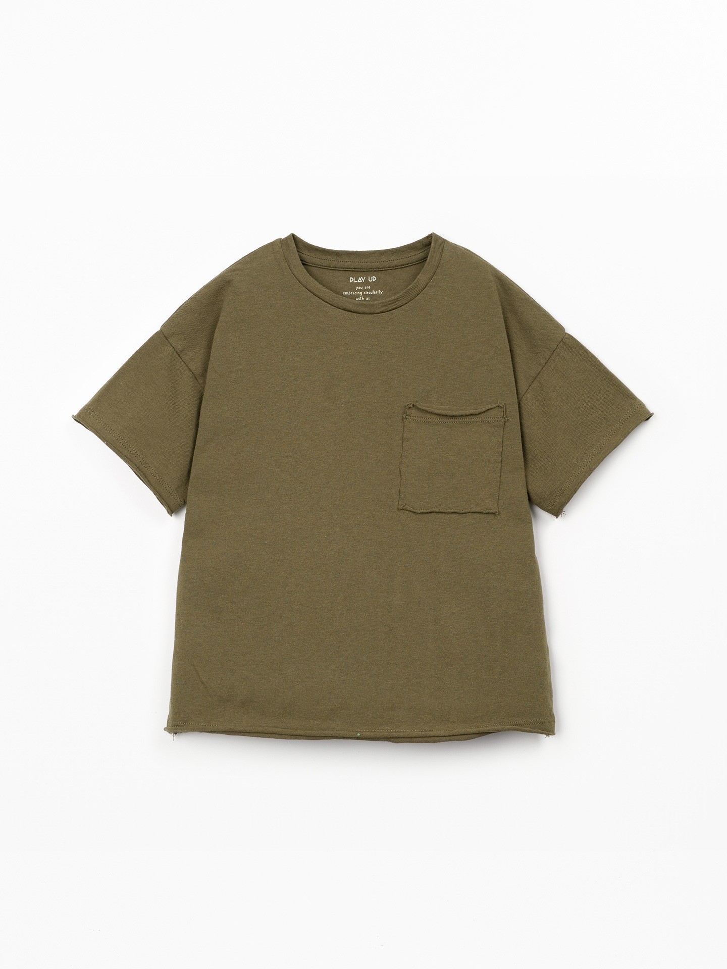 T-shirt com bolso no peito