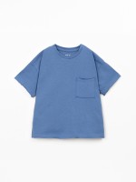 T-shirt com bolso no peito