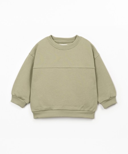 Knit sweater with recycled cotton