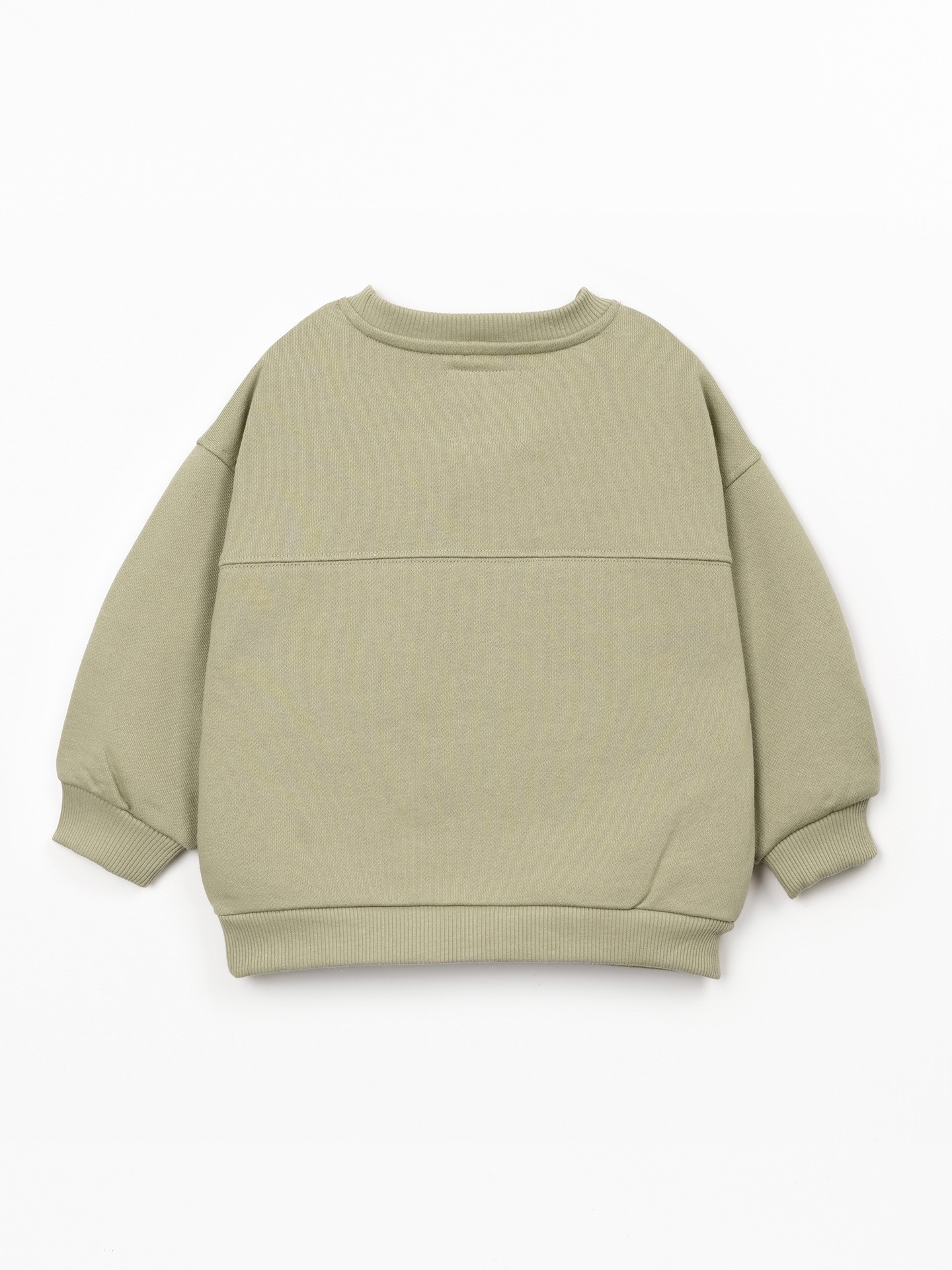 Knit sweater with recycled cotton