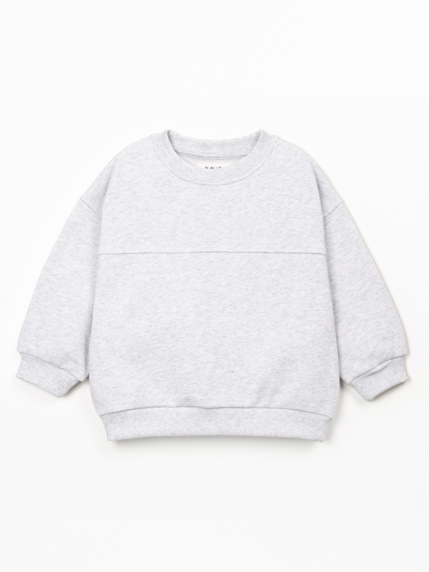 Knitted sweatshirt with recycled cotton