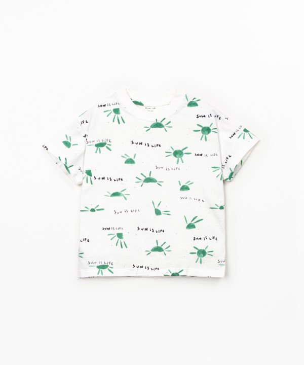 T-shirt anti-uv com estampado de sol