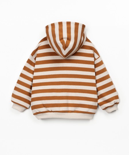 Sudadera de rayas con capucha