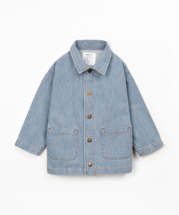 Denim jacket with collar