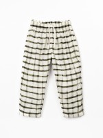 Fabric trousers with checkered print Fabric trousers with checkered print