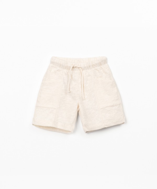 Calção de malha com bolsos