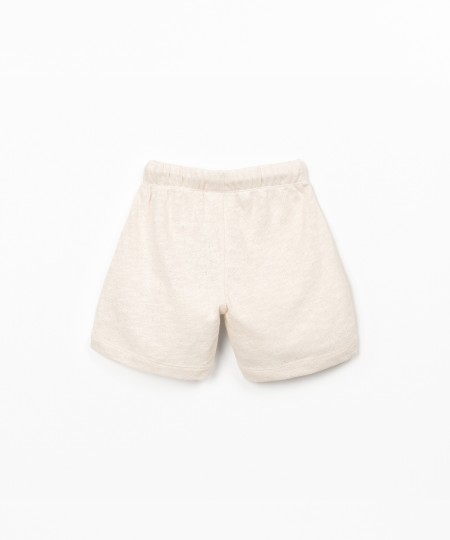 Calção de malha com bolsos