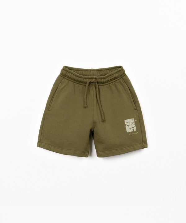 Shorts with front print