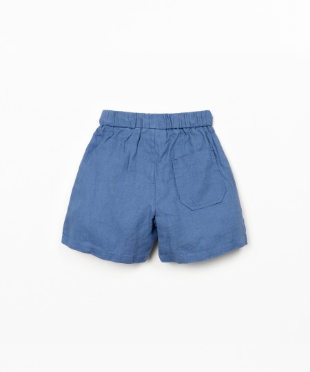 Short en lin avec ceinture ajustable