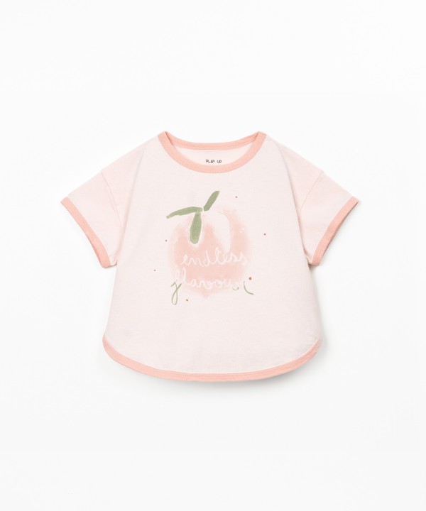 T-shirt made of natural fibers