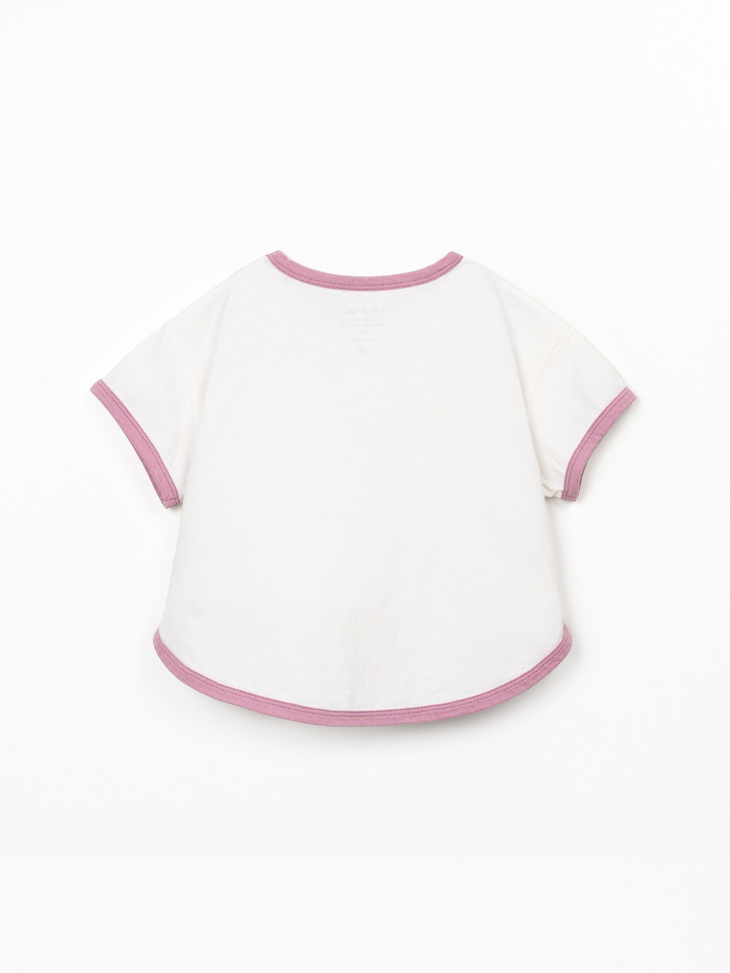 T-shirt with natural fibers