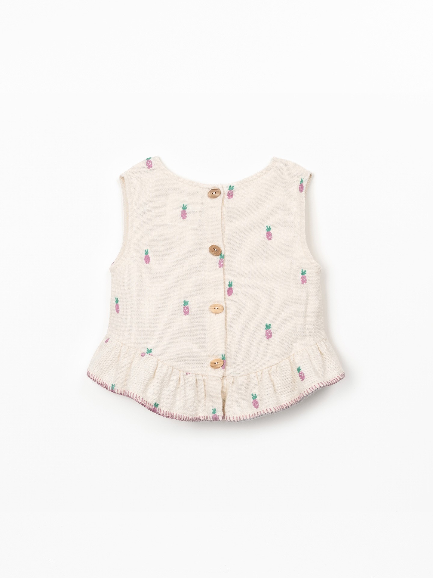 Top com abertura nas costas