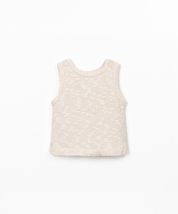 Sleeveless textured knit top