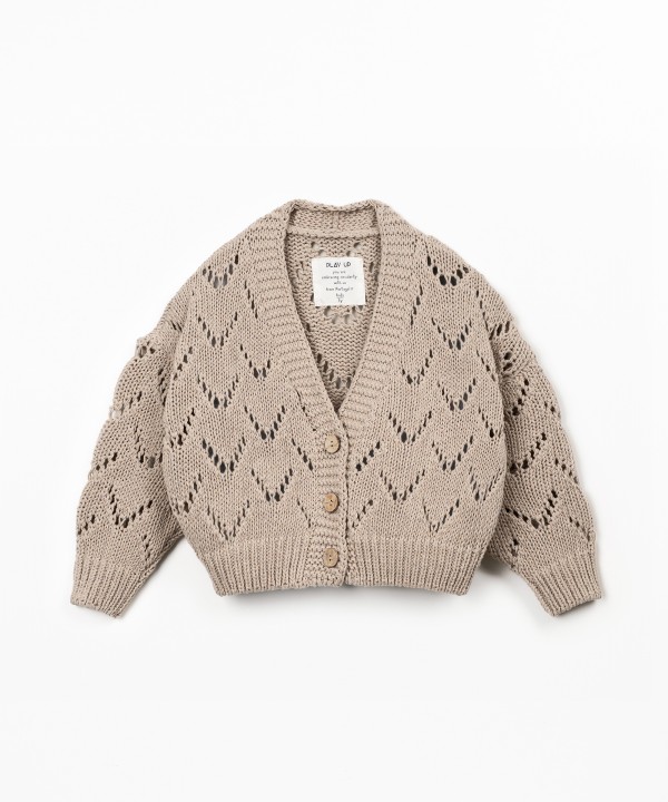 Casaco tricot com bot�es de coco