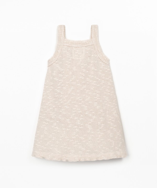 Vestido de malha com efeito crochet