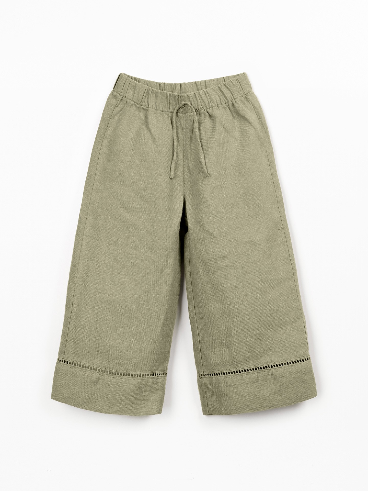 Calça em linho com cinto elástico