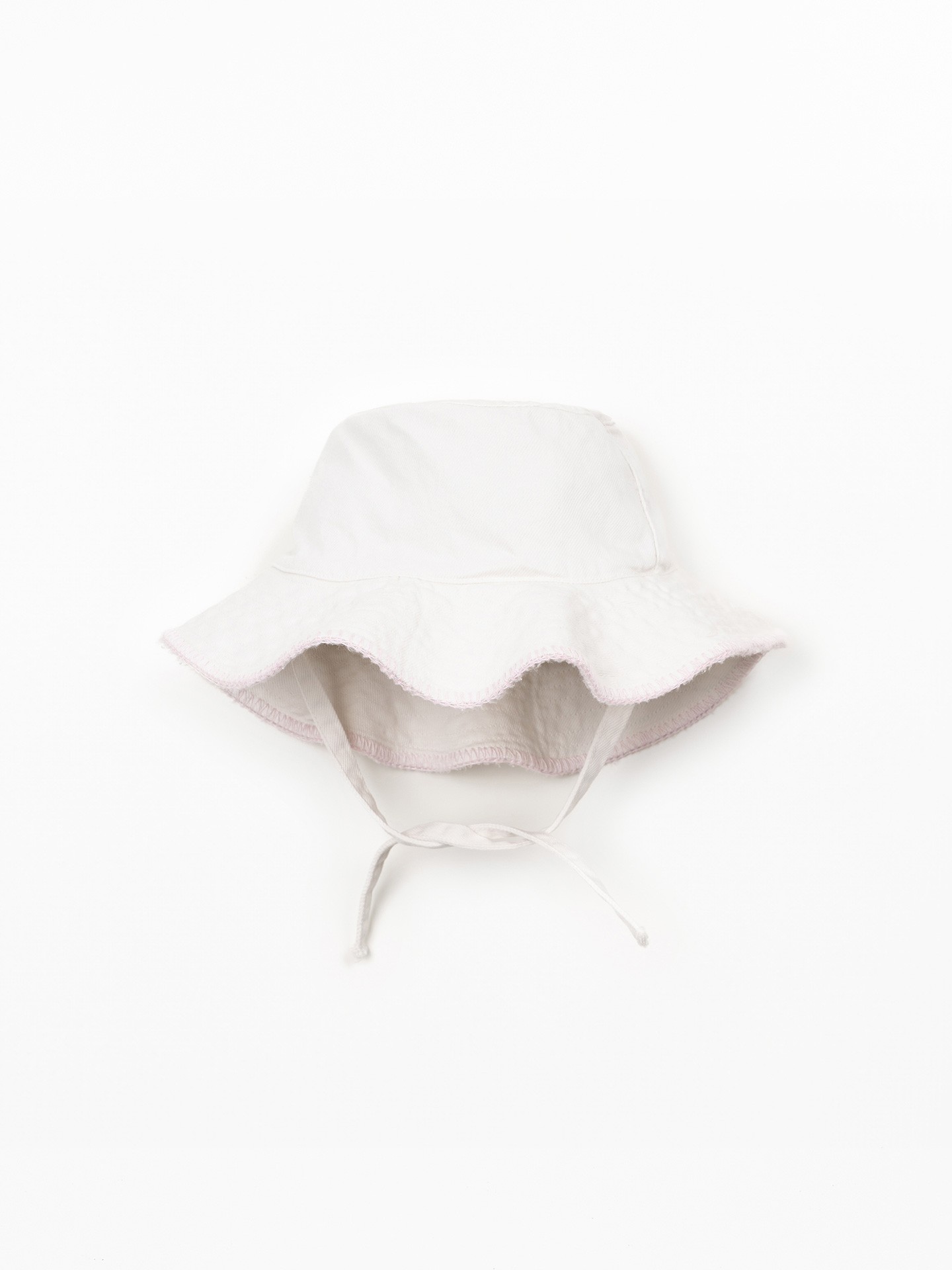 Chap�u de algod�o com aba 