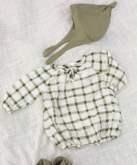 Macac�o com estampado xadrez