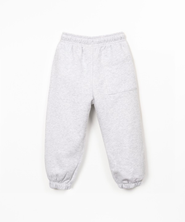 Pantaloni in maglina con miscela di fibre naturali e fibre riciclate