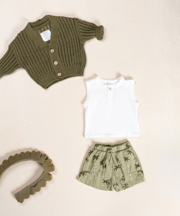 Sleeveless t-shirt in a blend of natural and recycled fibers