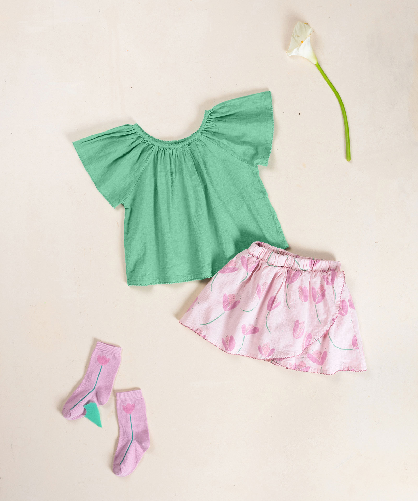 Organic cotton skort with tulip print