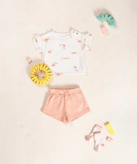 Pantalón corto con cintura elástica y lazo decorativo