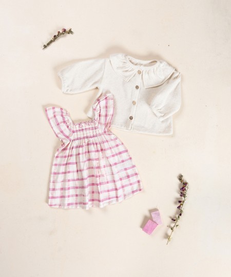 Vestido de tela en fibras naturales