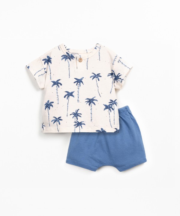 Pyjamas in a blend of organic cotton and recycled cotton