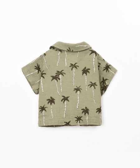 Camicia in cotone biologico con stampa di palme