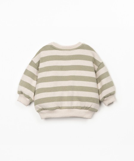 Maglia in misto fibre naturali e fibre riciclate