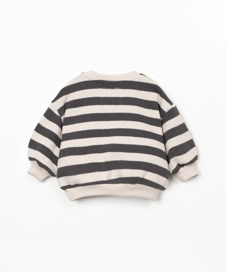 Maglione in misto fibre naturali e fibre riciclate