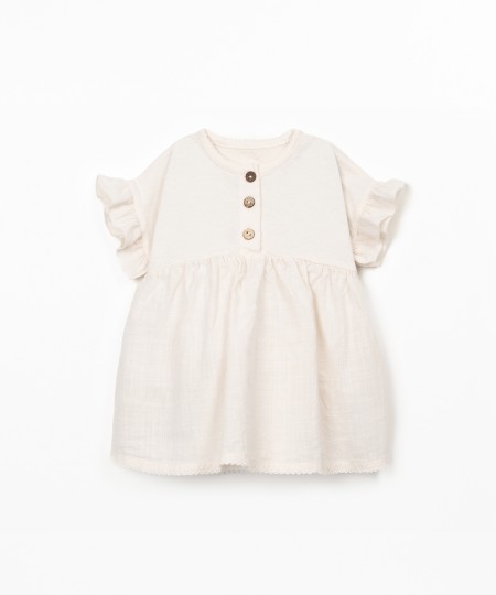 Vestido combinado de algodón orgánico y algodón reciclado