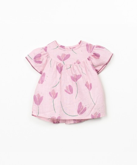 Túnica con estampado de tulipanes