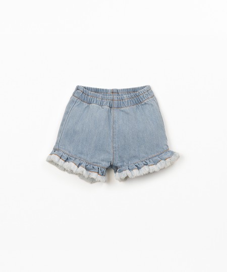 Short en jean avec empi�cement volant�