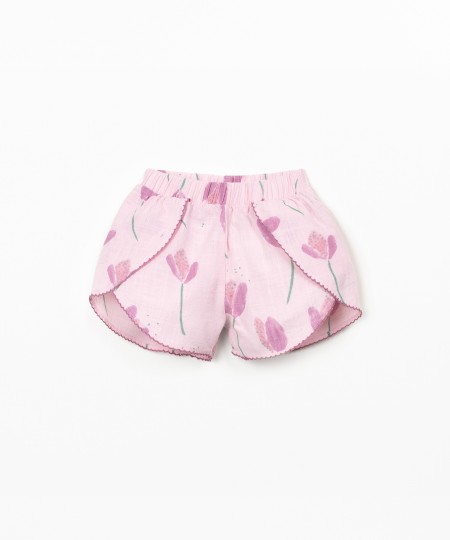 Pantalón corto de tela con paneles laterales