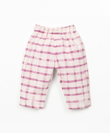 Pantalón con estampado de cuadros