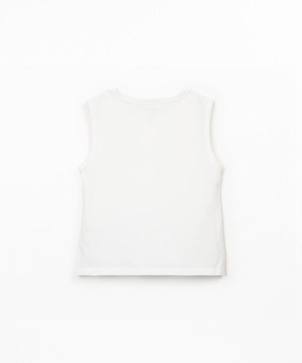 T-shirt sem mangas com mistura de fibras naturais e fibras recicladas