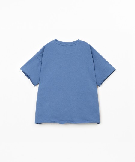 Camiseta con bolsillo en el pecho