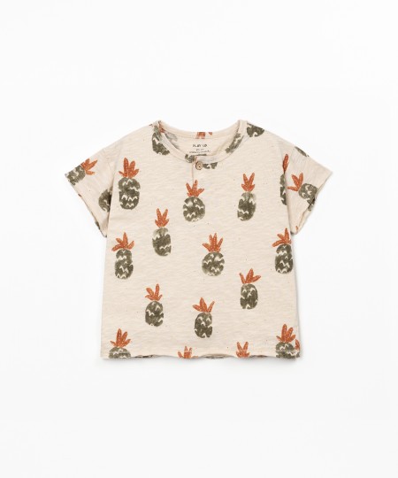 Camiseta con estampado de piñas