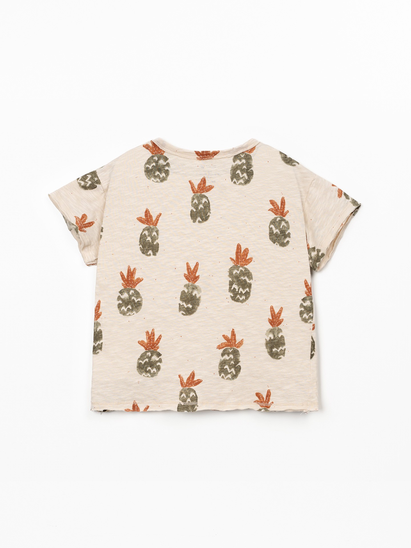 Camiseta con estampado de piñas