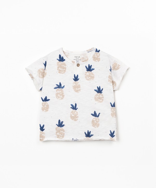Camiseta con estampado de piñas