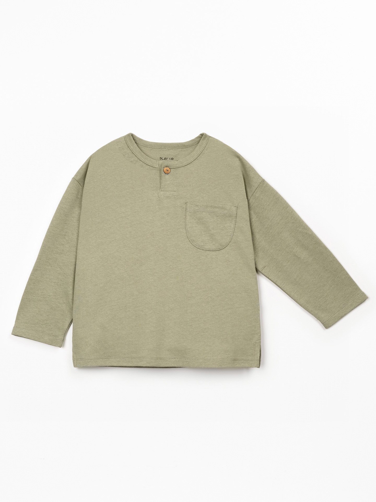 Pull à manches longues avec poche poitrine