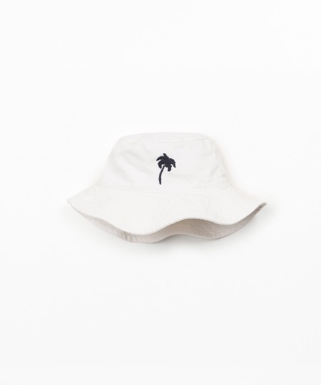 Wide-brim twill hat