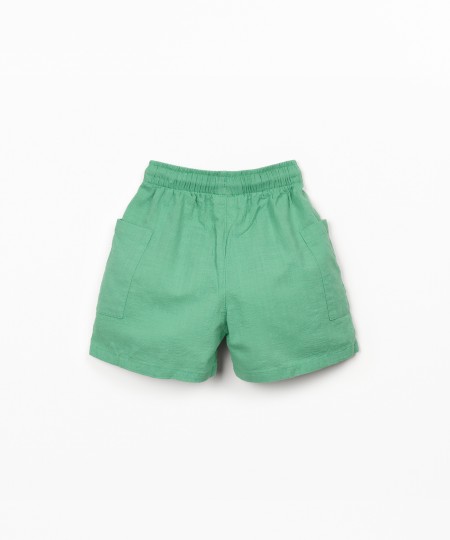 Shorts in tessuto con cordoncino regolabile