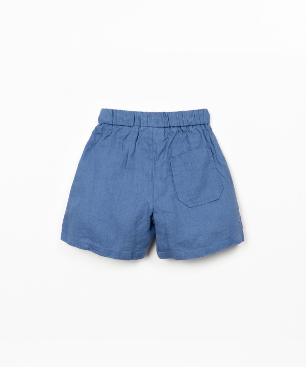 Pantaloncini in lino con cintura regolabile